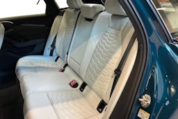 sininen Audi A6 e-tron 2025 kuva 8.