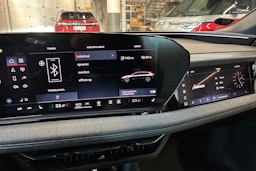 sininen Audi A6 e-tron 2025 kuva 11.