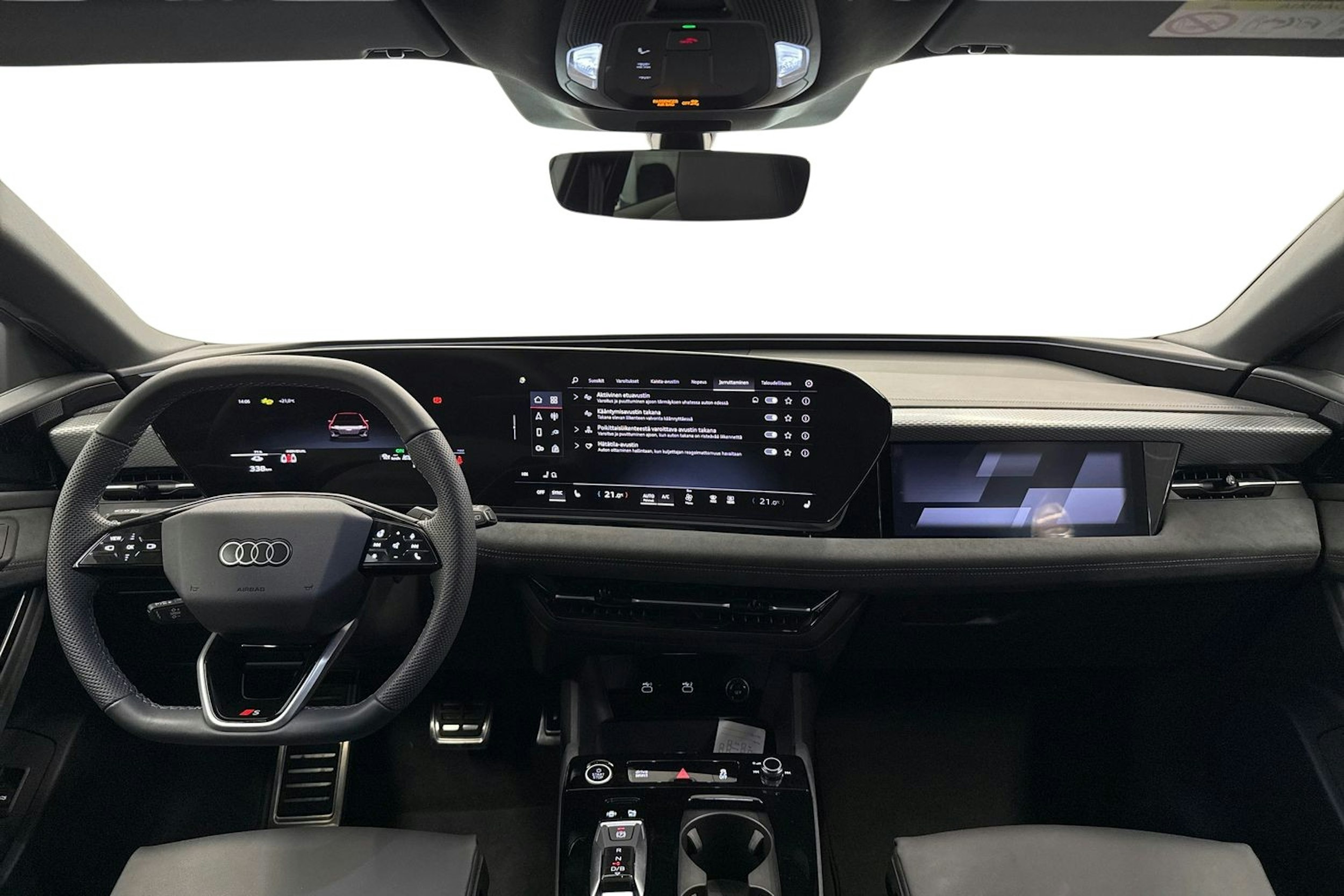 Harmaa Audi A6 e-tron 2025 kuva 8.