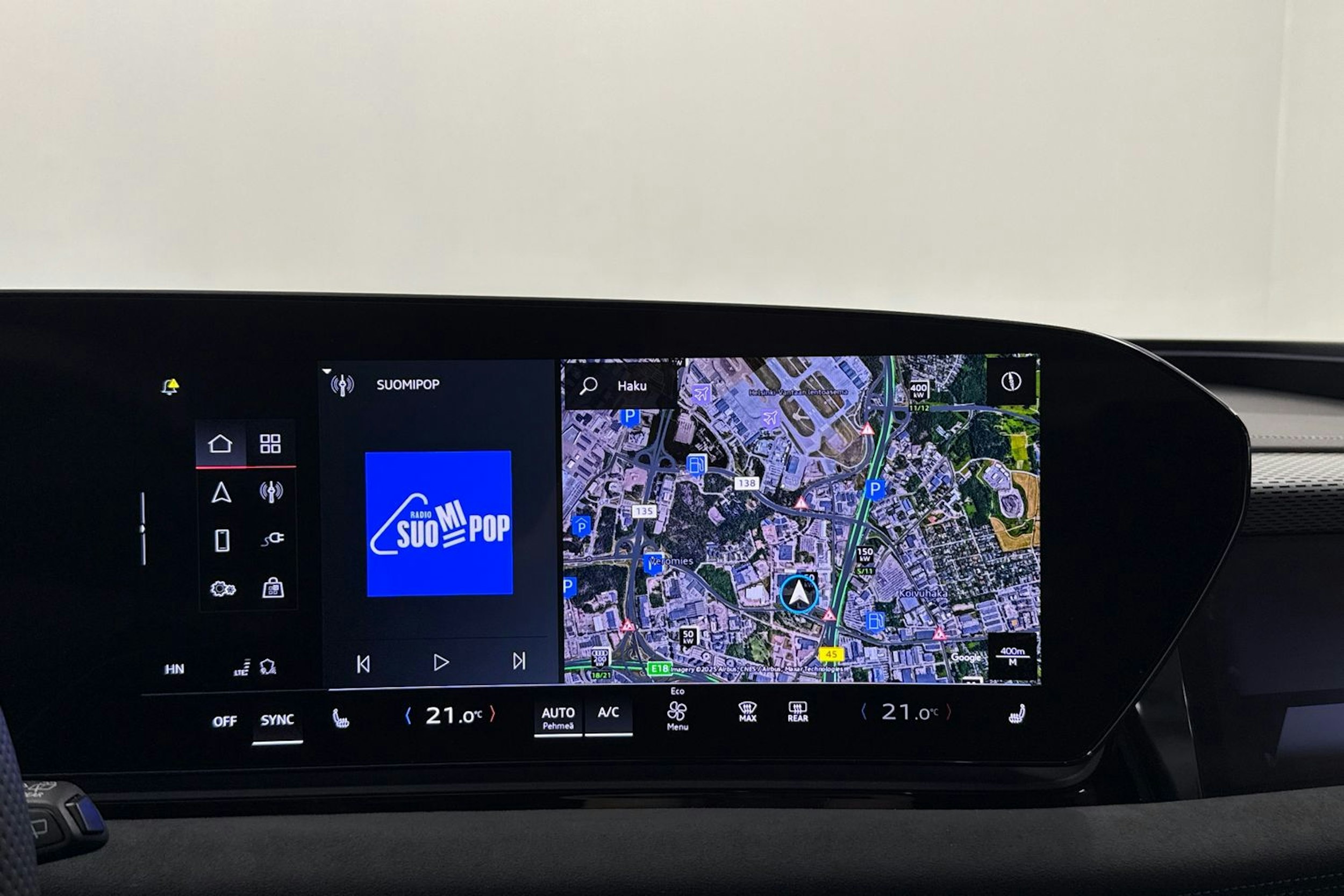 Harmaa Audi A6 e-tron 2025 kuva 14.