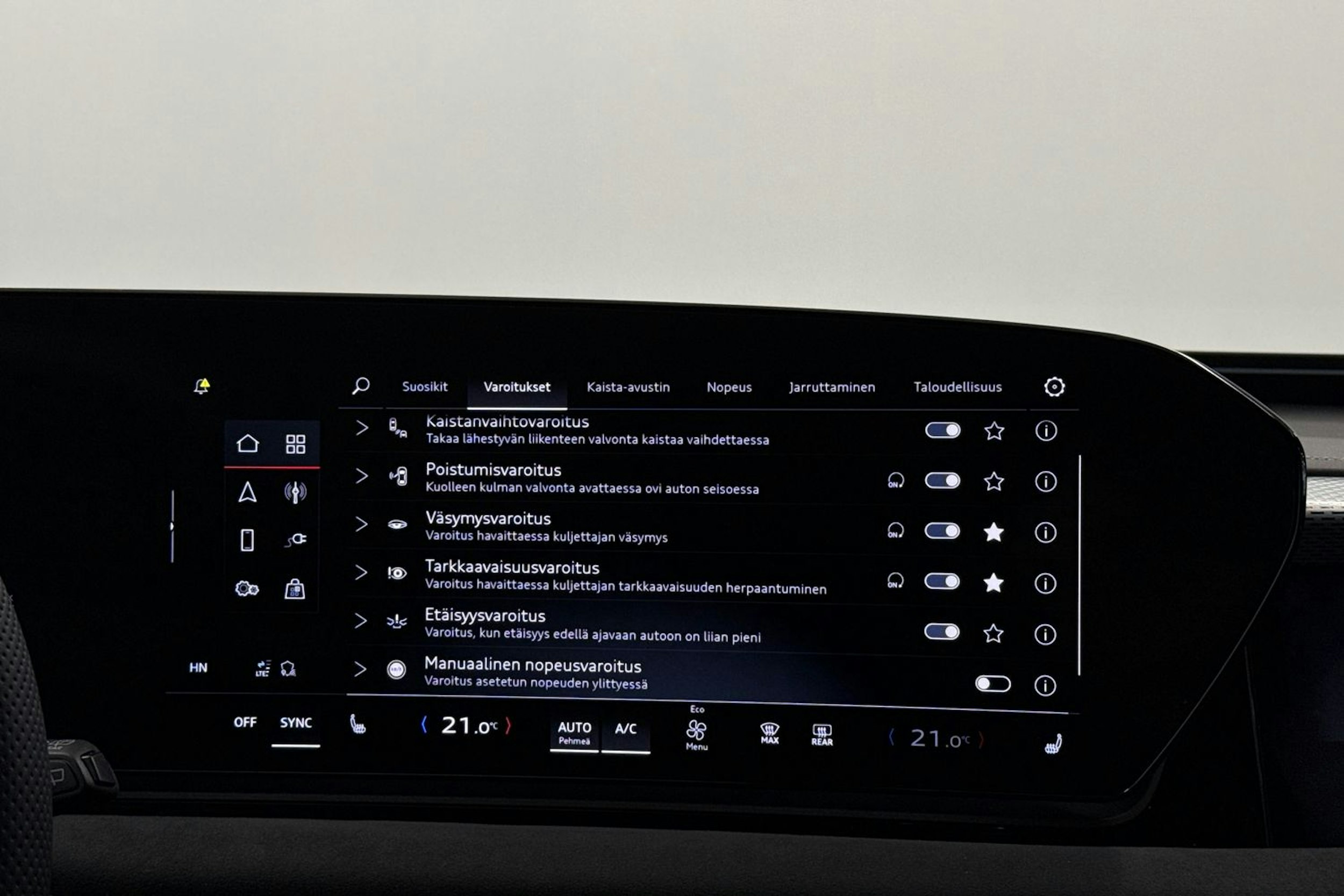 Harmaa Audi A6 e-tron 2025 kuva 18.