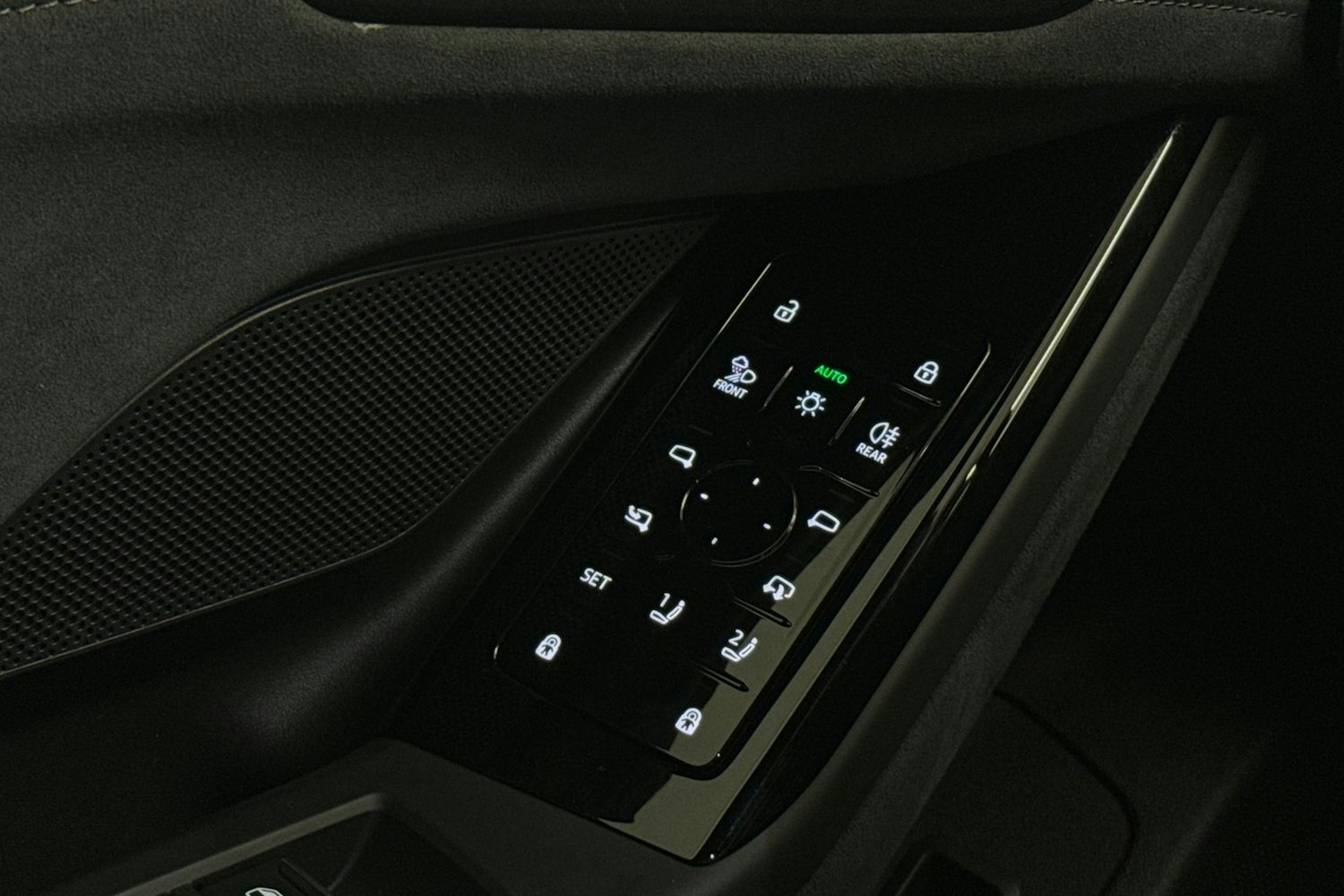 Harmaa Audi A6 e-tron 2025 kuva 26.