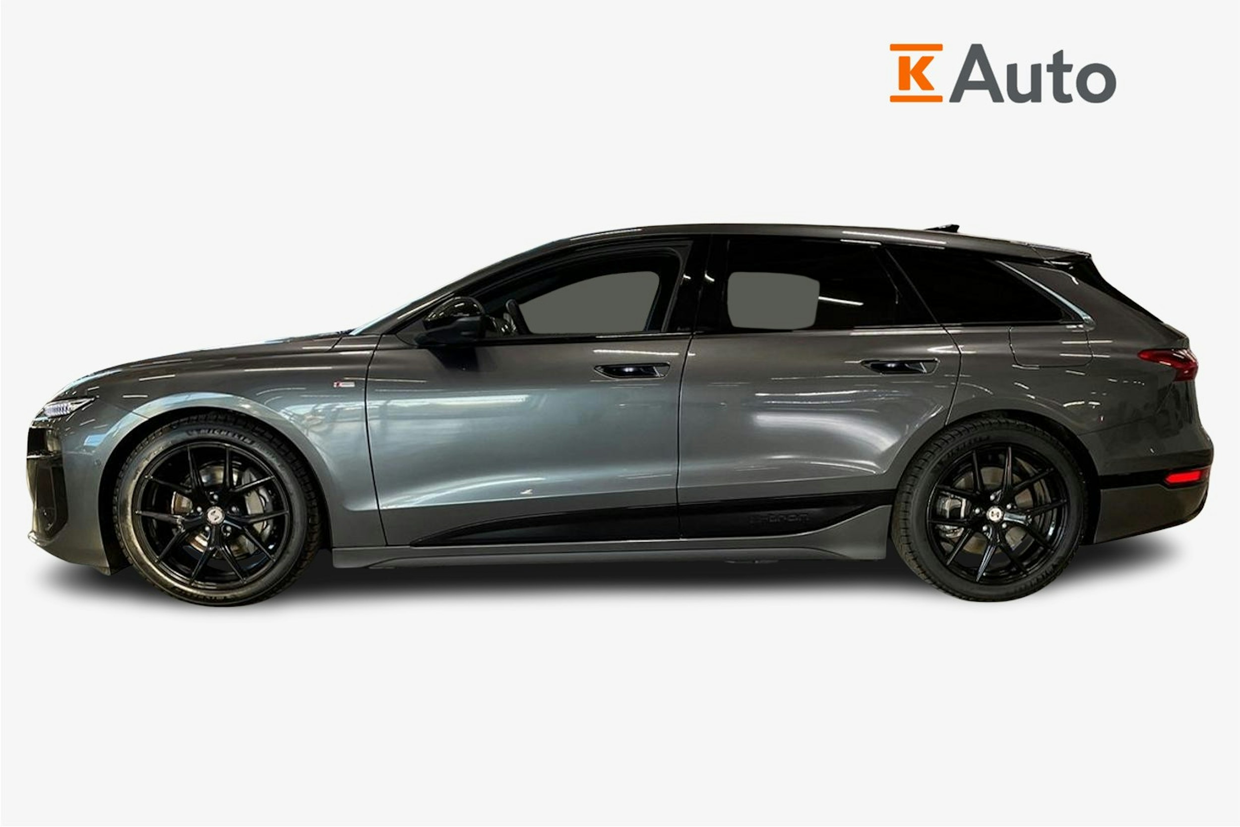 met. harmaa Audi A6 e-tron 2025 kuva 6.