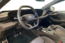 met. harmaa Audi A6 e-tron 2025 kuva 7.