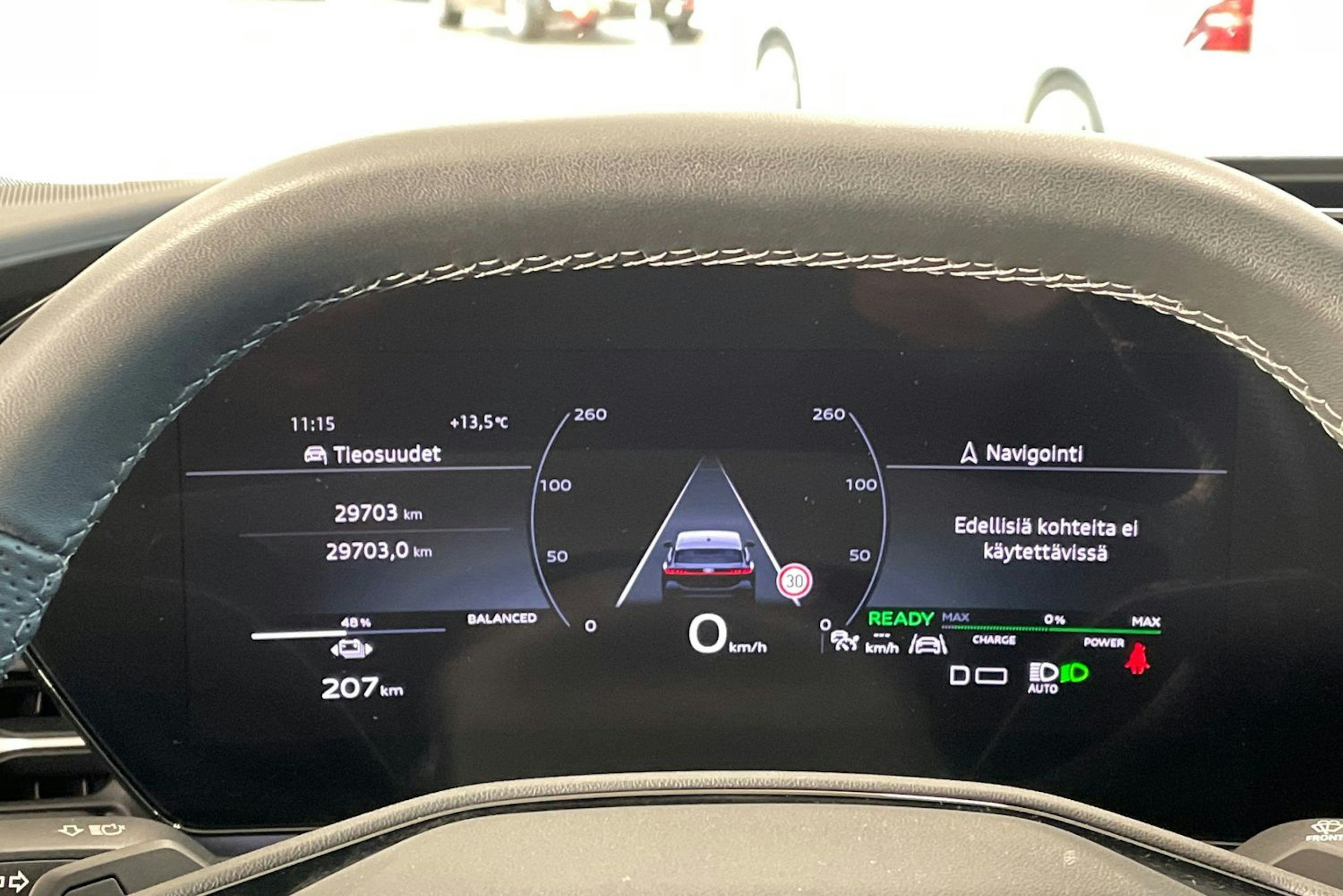 met. harmaa Audi A6 e-tron 2025 kuva 23.