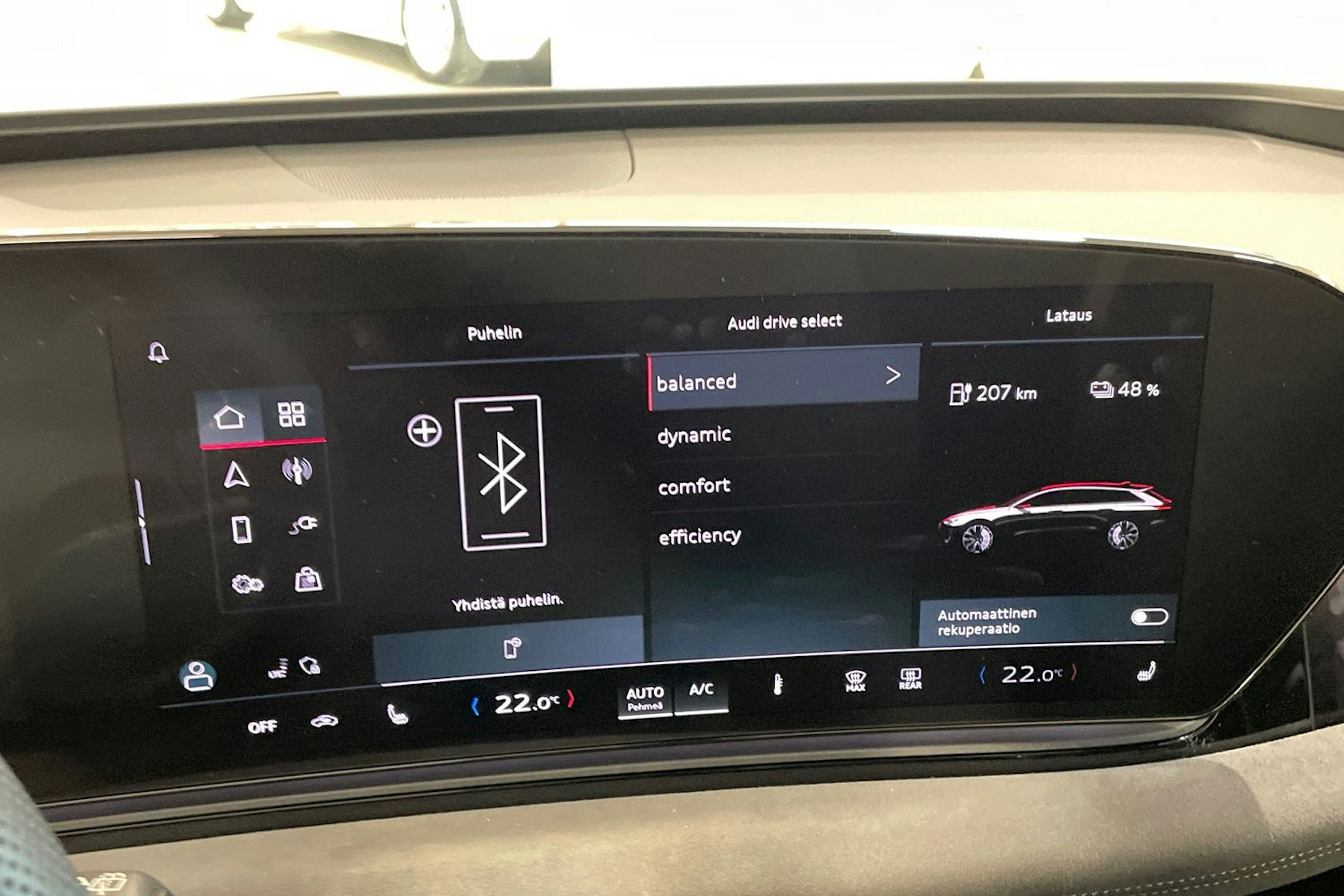 met. harmaa Audi A6 e-tron 2025 kuva 27.