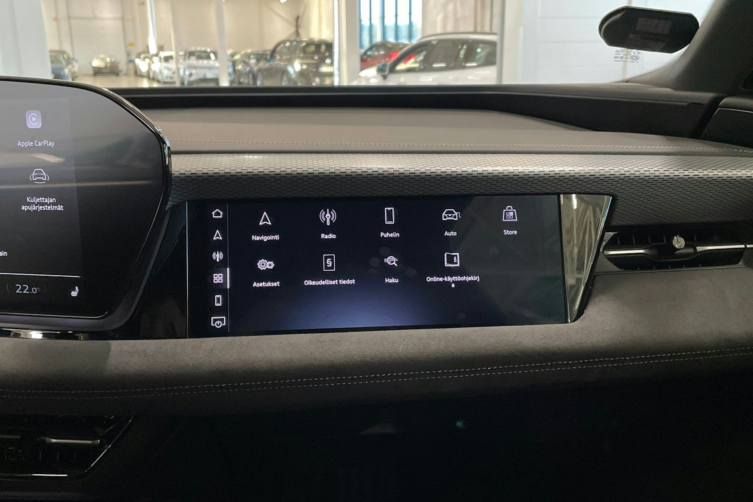 met. harmaa Audi A6 e-tron 2025 kuva 33.