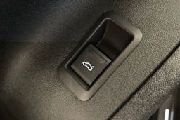 met. harmaa Audi A6 e-tron 2025 kuva 37.