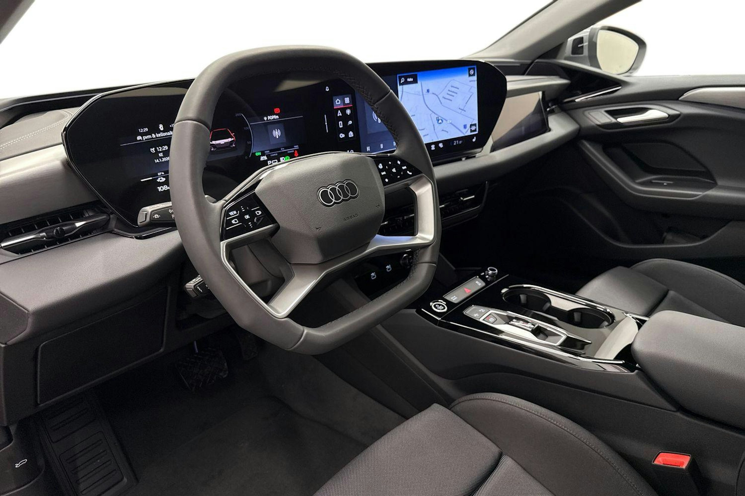 harmaa Audi A6 e-tron 2026 kuva 6.