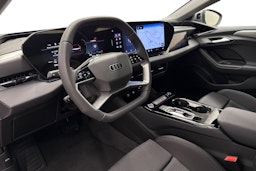 harmaa Audi A6 e-tron 2026 kuva 6.