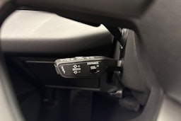 harmaa Audi A6 e-tron 2026 kuva 17.