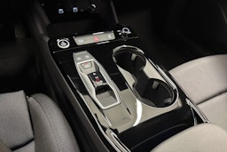 harmaa Audi A6 e-tron 2026 kuva 21.