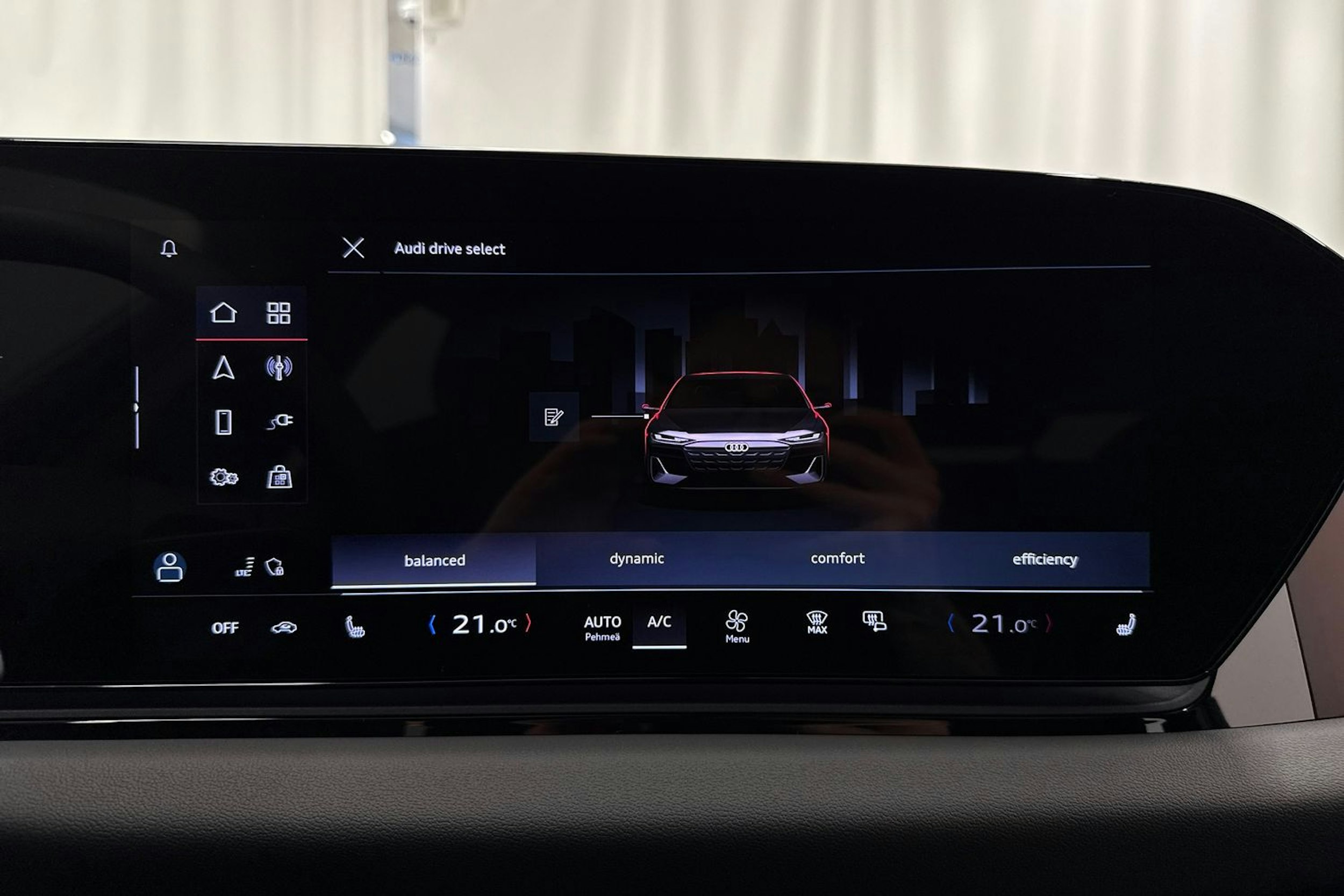 harmaa Audi A6 e-tron 2026 kuva 32.