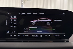 harmaa Audi A6 e-tron 2026 kuva 33.