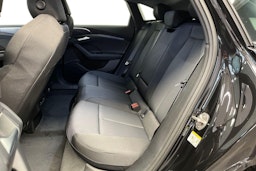 mythos musta Audi A6 e-tron 2026 kuva 4.