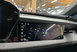 harmaa Audi A6 e-tron 2025 kuva 20.