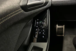 harmaa Audi A6 e-tron 2025 kuva 27.