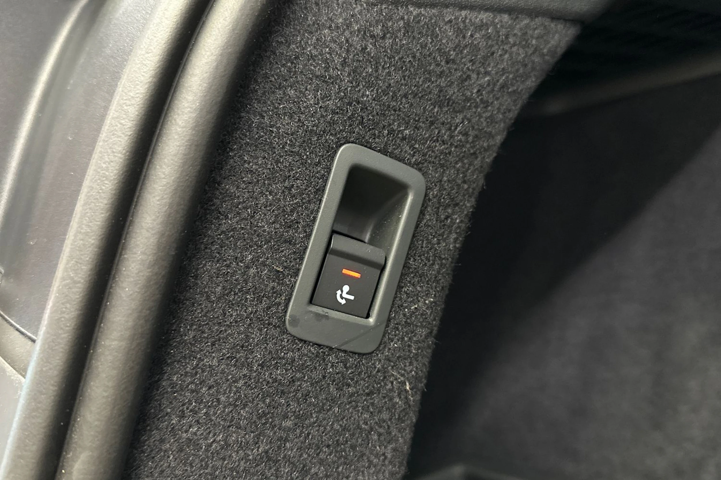 harmaa Audi A6 e-tron 2025 kuva 29.