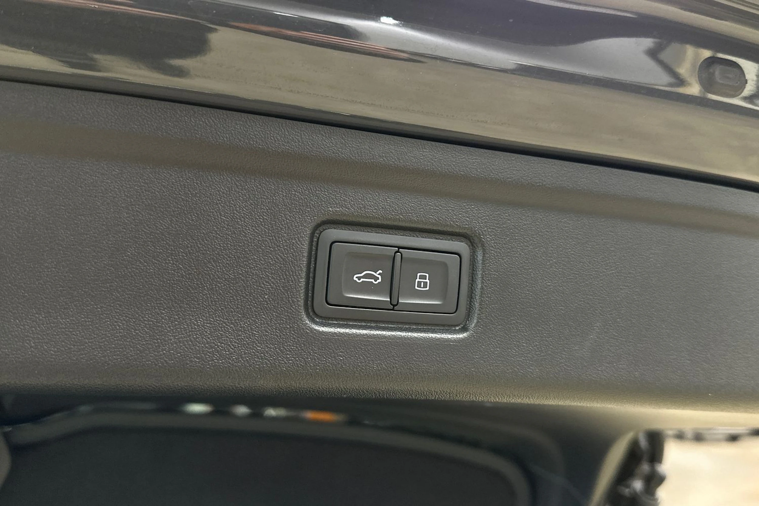 harmaa Audi A6 e-tron 2025 kuva 31.