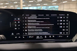 valkoinen Audi A6 e-tron 2025 kuva 7.