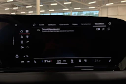 valkoinen Audi A6 e-tron 2025 kuva 11.