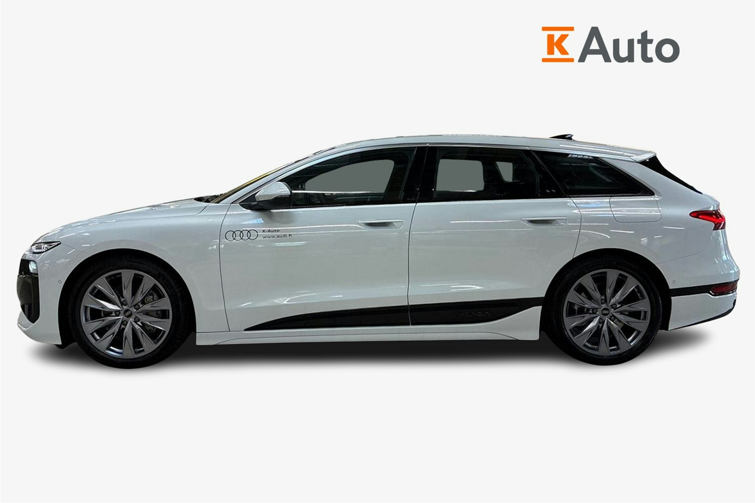 met. valkoinen Audi A6 e-tron 2025 kuva 5.