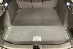 met. musta Audi A6 e-tron 2025 kuva 18.