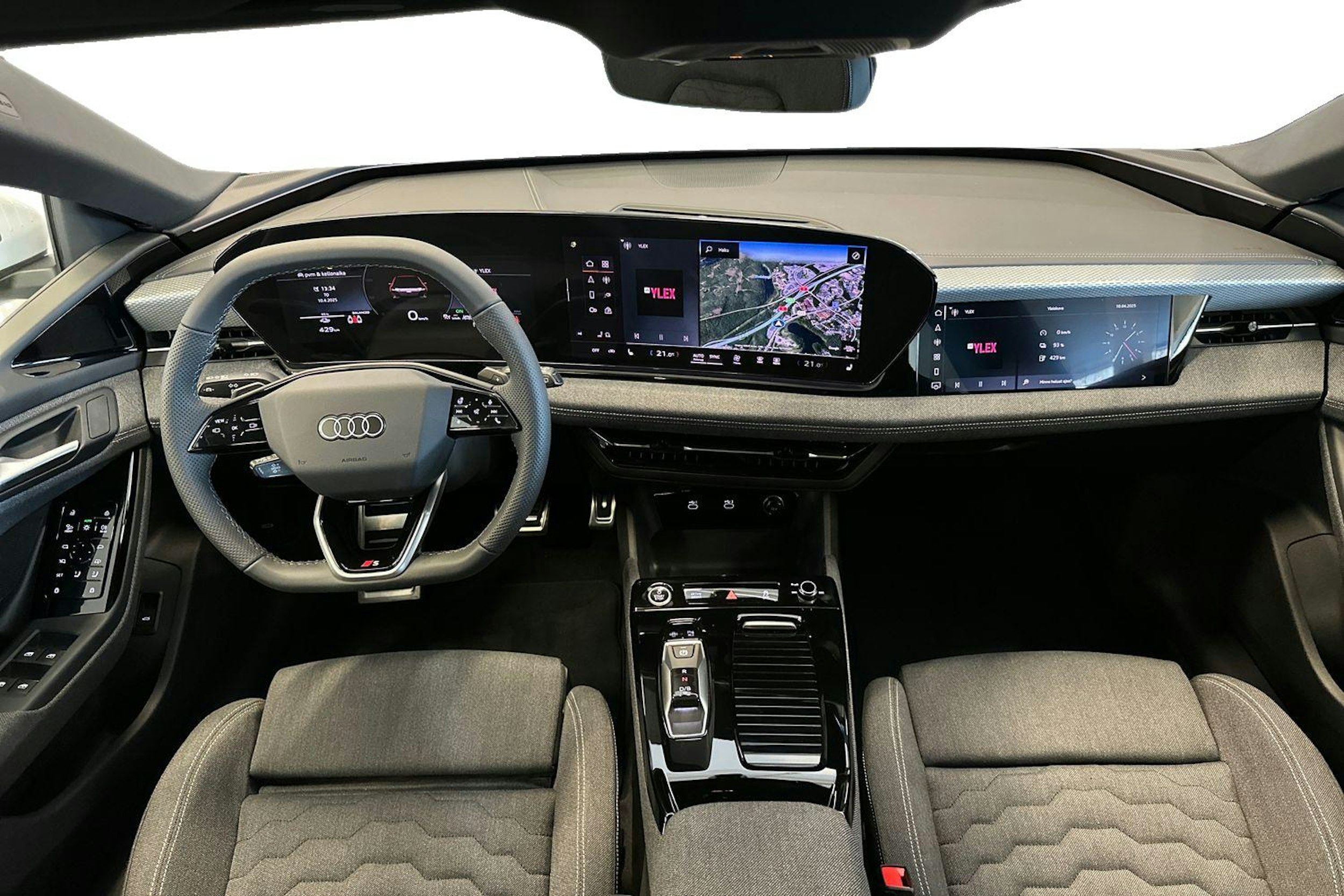 met. valkoinen Audi A6 e-tron 2025 kuva 7.