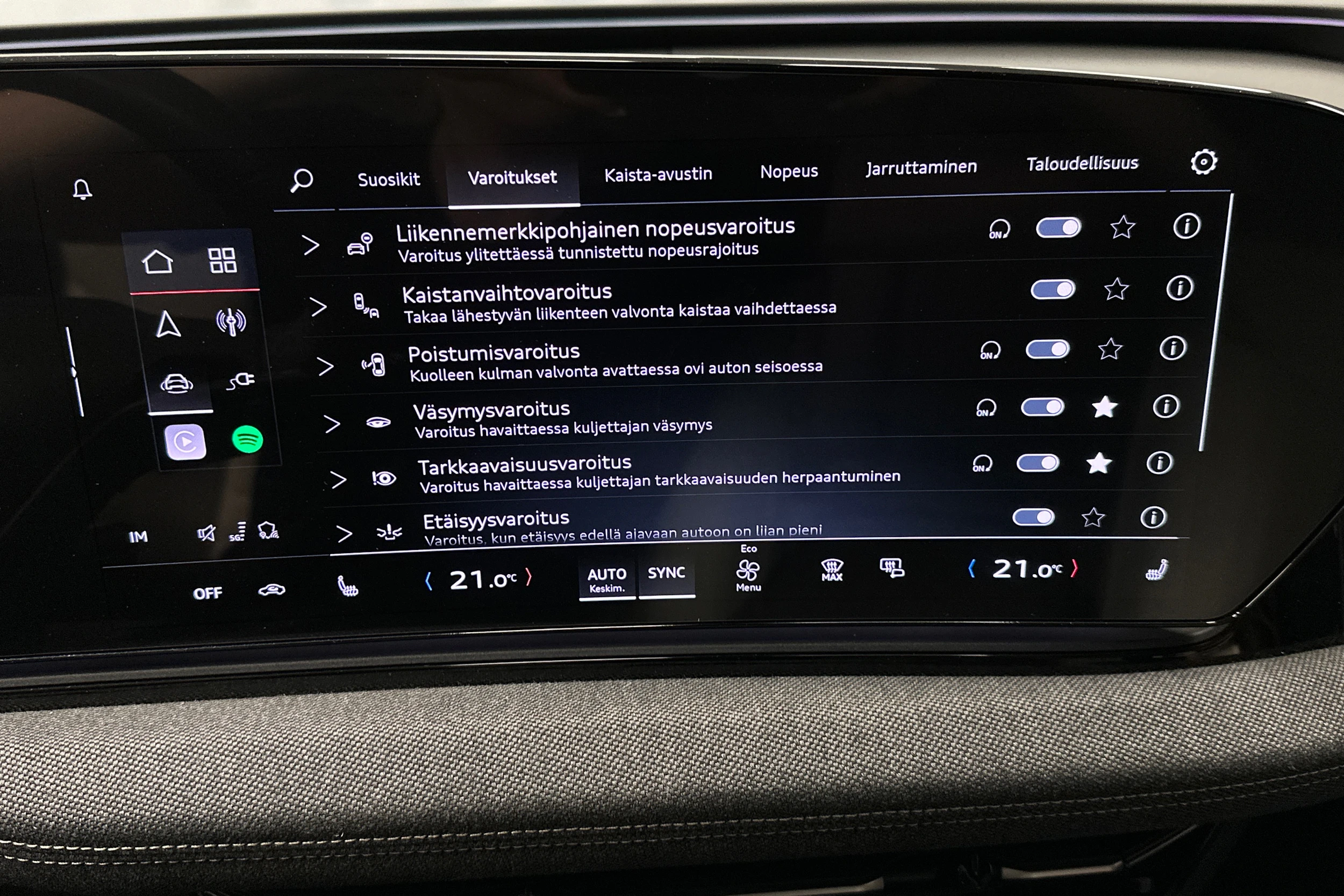 musta Audi A6 e-tron 2025 kuva 20.
