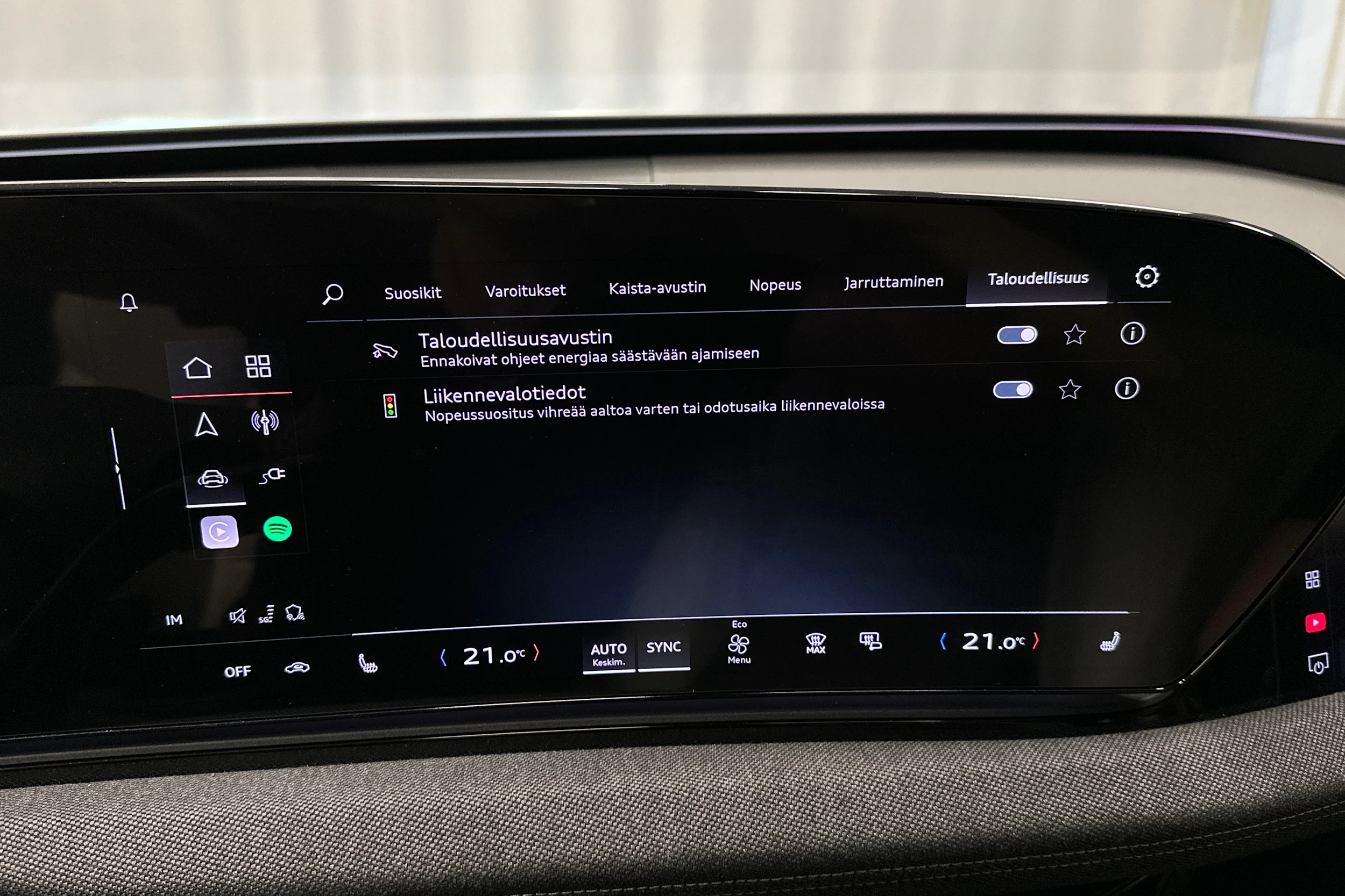 musta Audi A6 e-tron 2025 kuva 24.