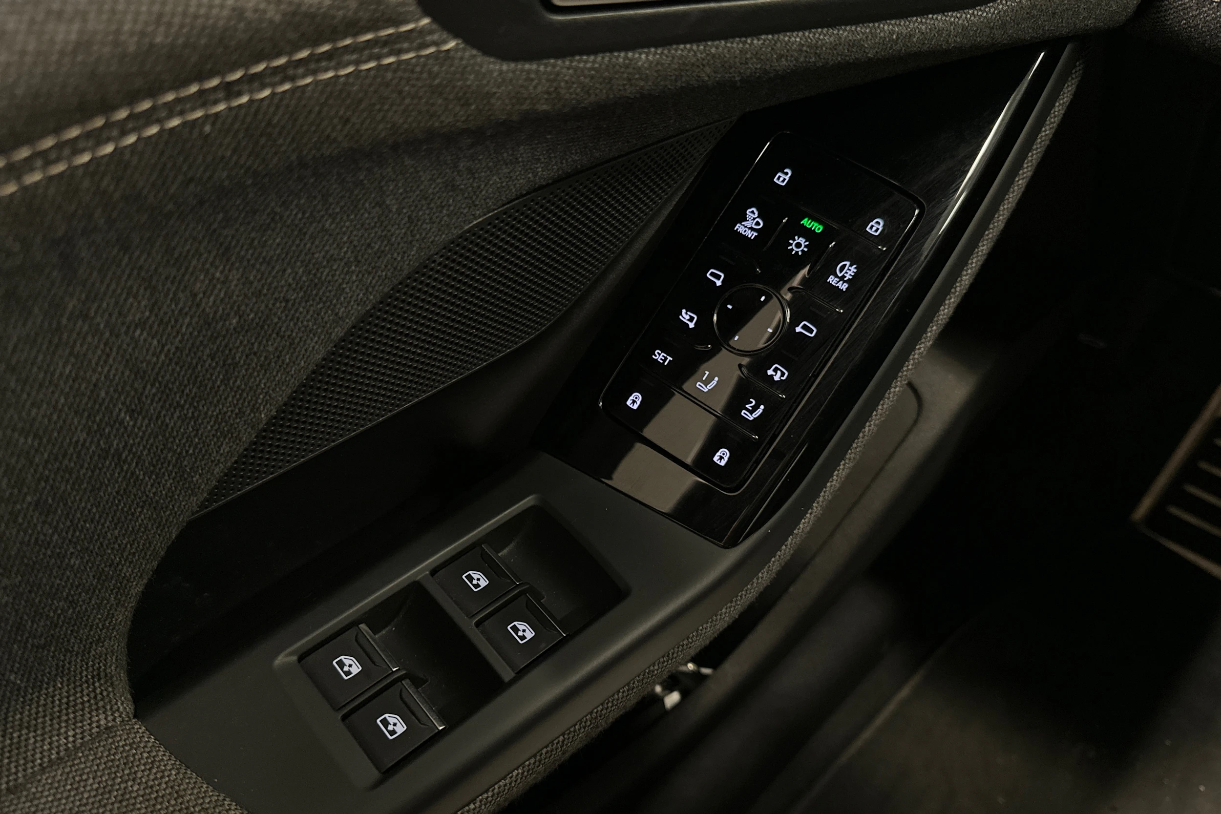 musta Audi A6 e-tron 2025 kuva 29.