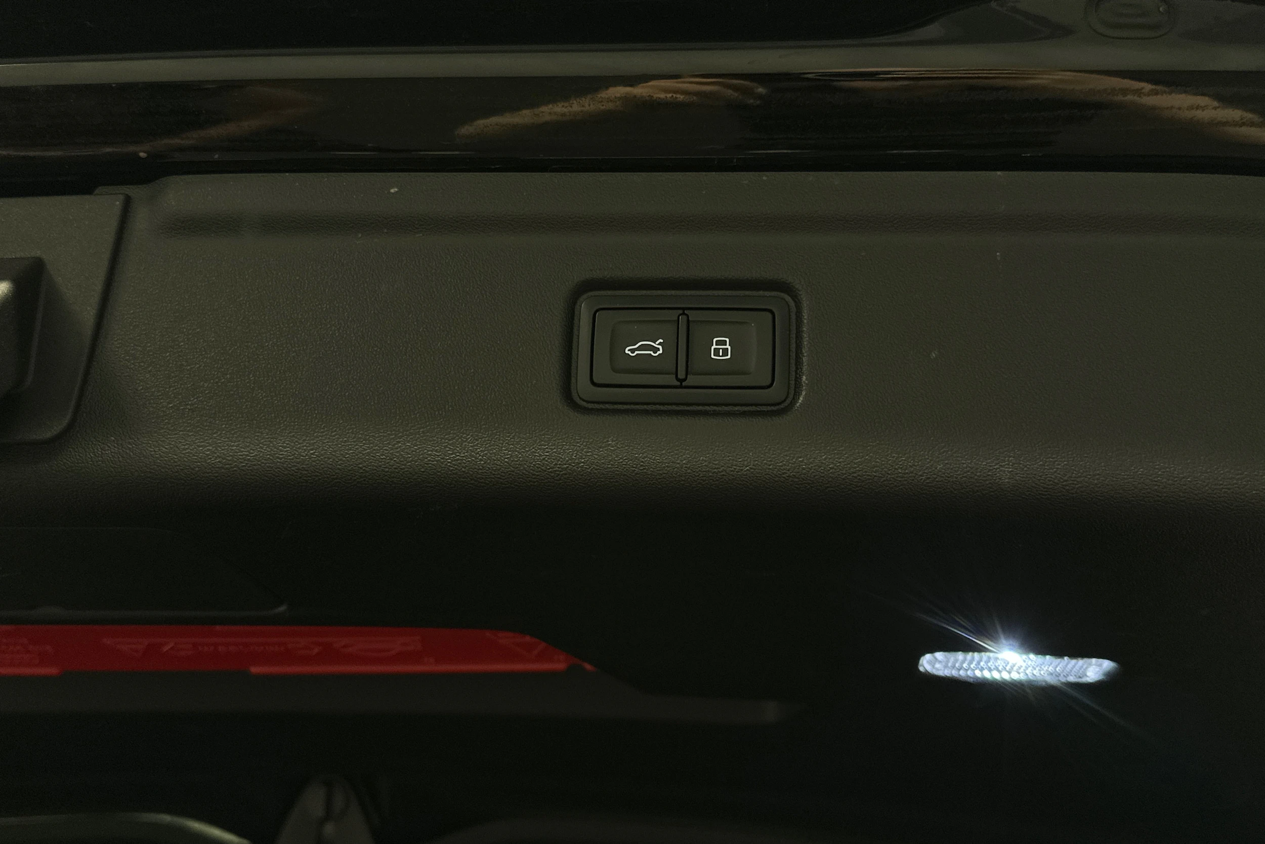 musta Audi A6 e-tron 2025 kuva 36.