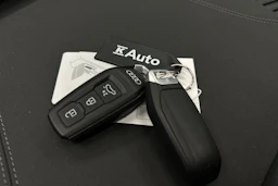 musta Audi A6 e-tron 2025 kuva 39.
