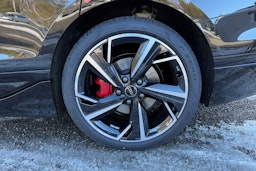 musta Audi A6 e-tron 2025 kuva 9.