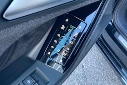 musta Audi A6 e-tron 2025 kuva 13.
