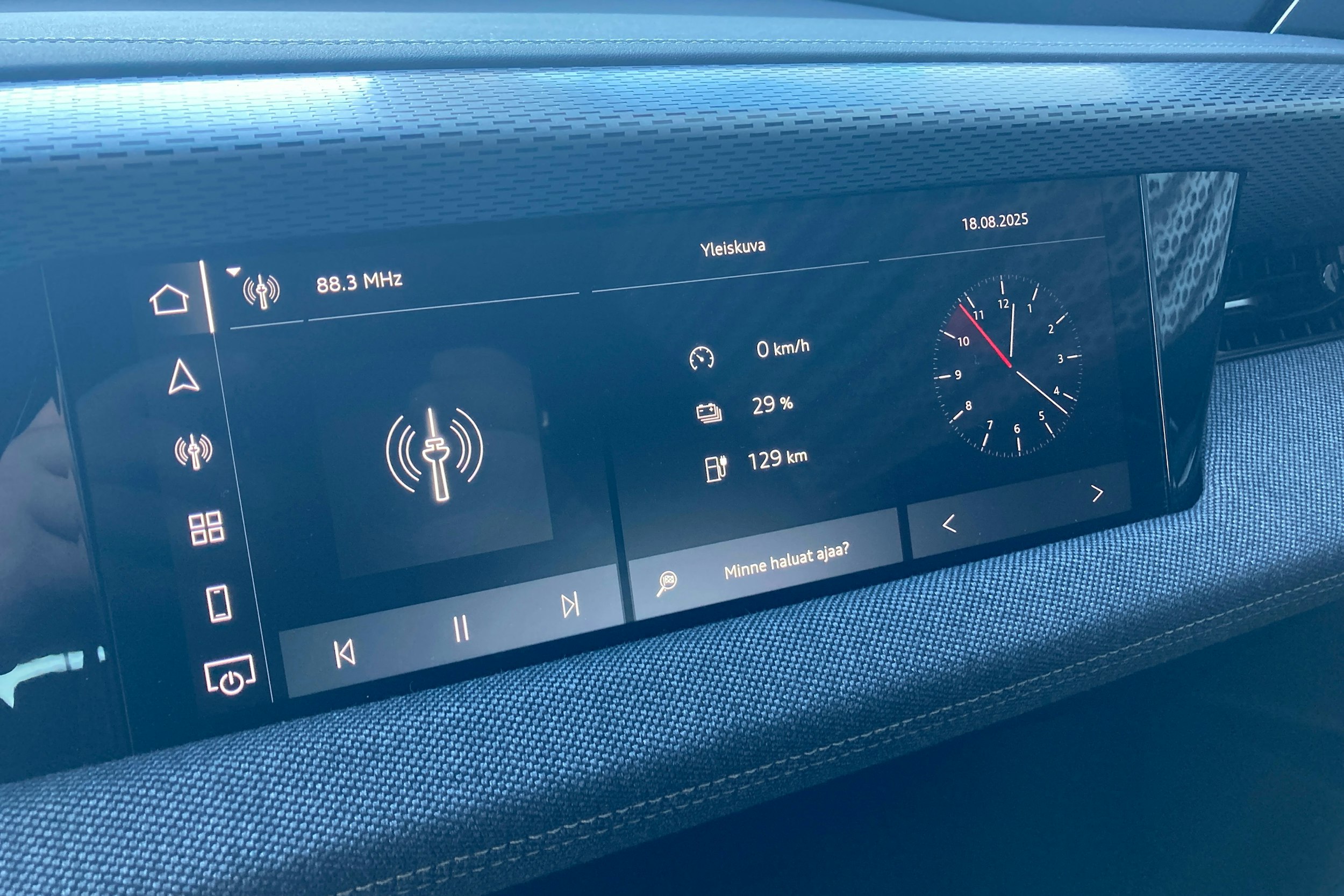 musta Audi A6 e-tron 2025 kuva 17.