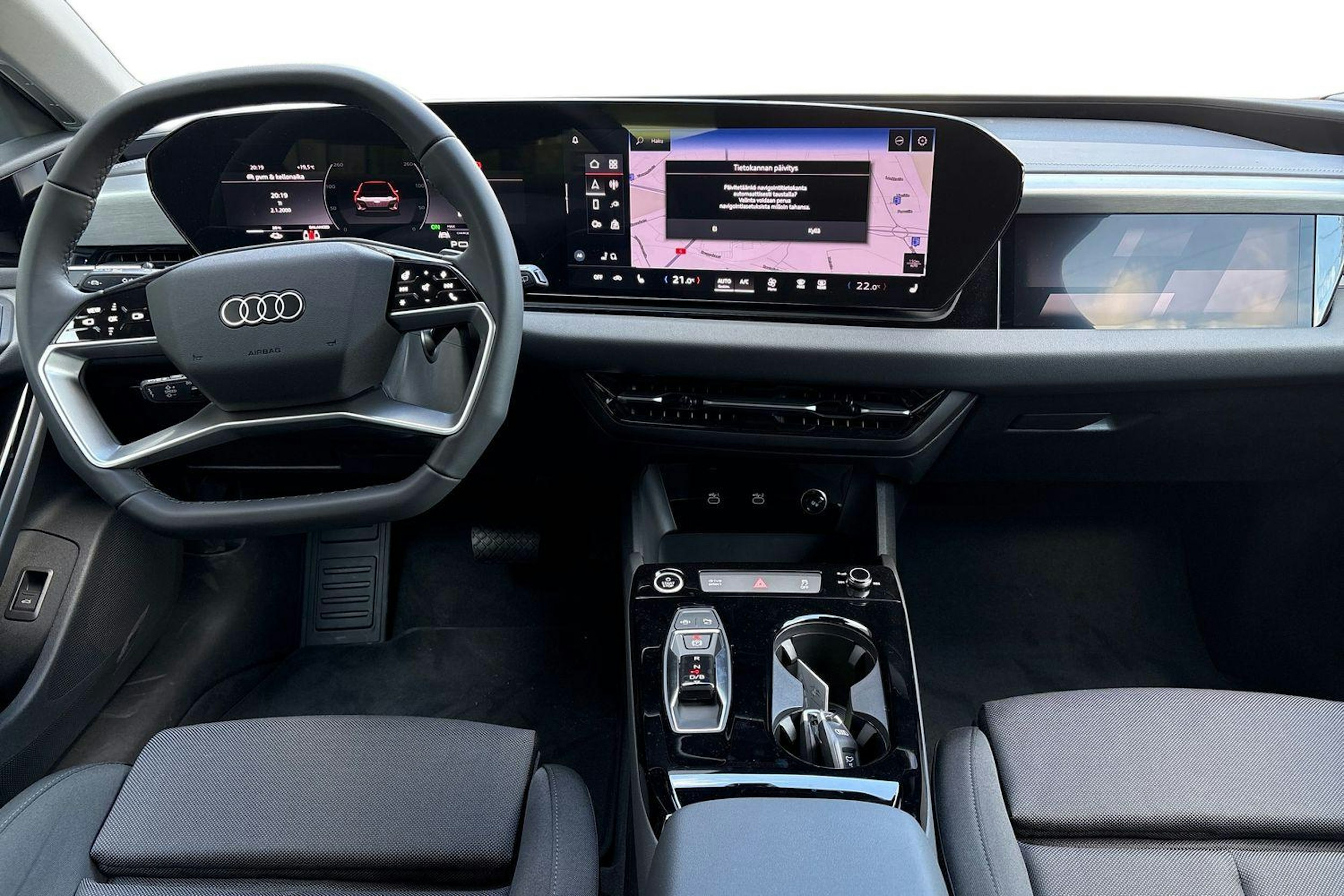 harmaa Audi A6 e-tron 2025 kuva 7.