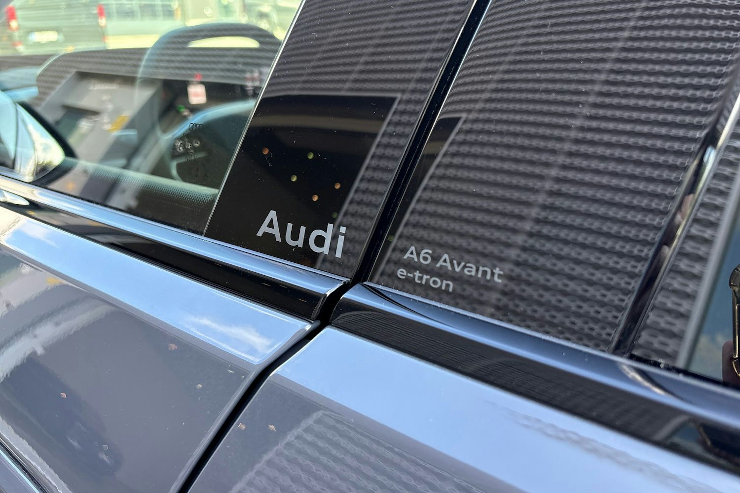 harmaa Audi A6 e-tron 2025 kuva 12.