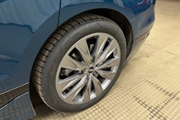 sininen Audi A6 e-tron 2025 kuva 12.