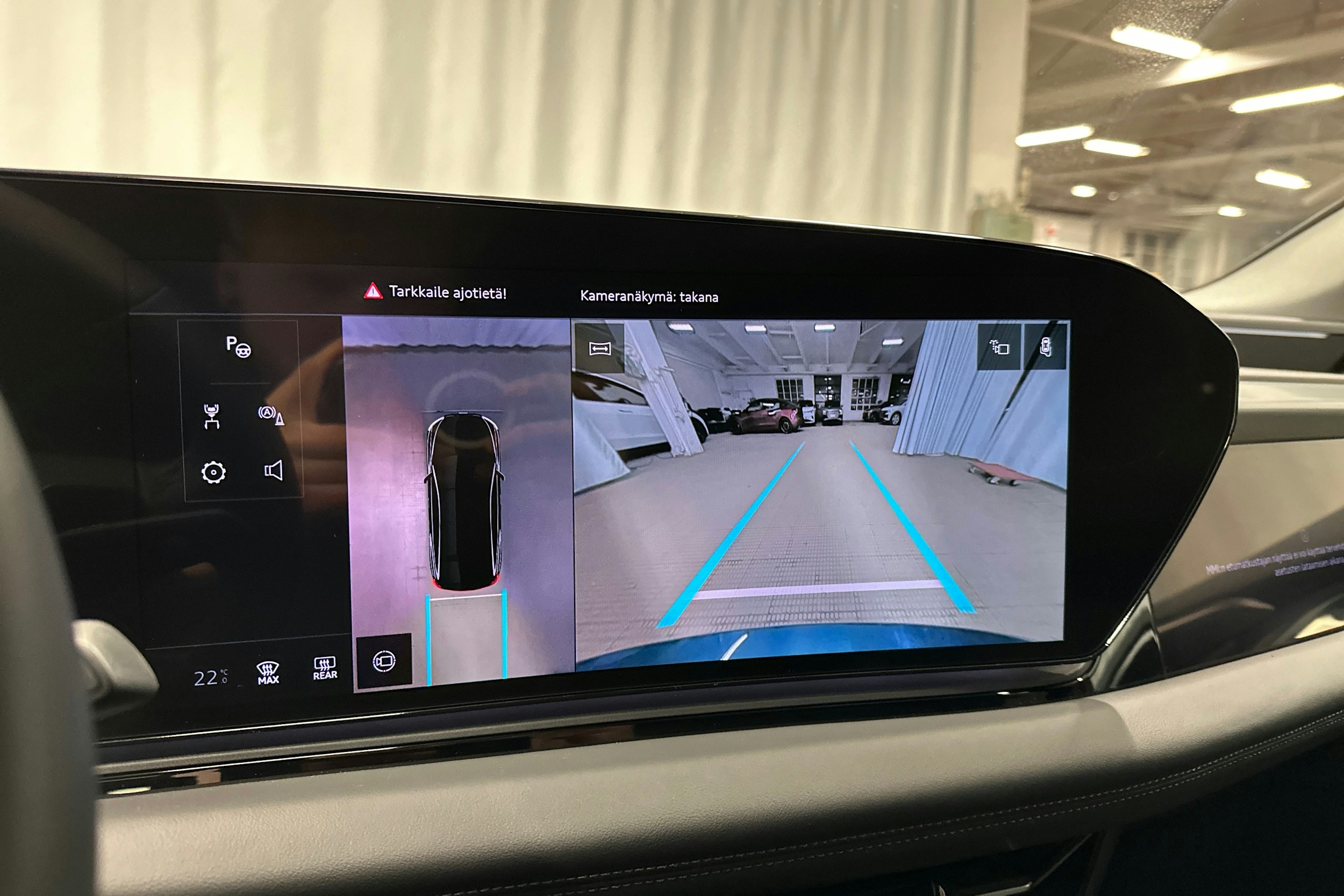 sininen Audi A6 e-tron 2025 kuva 16.