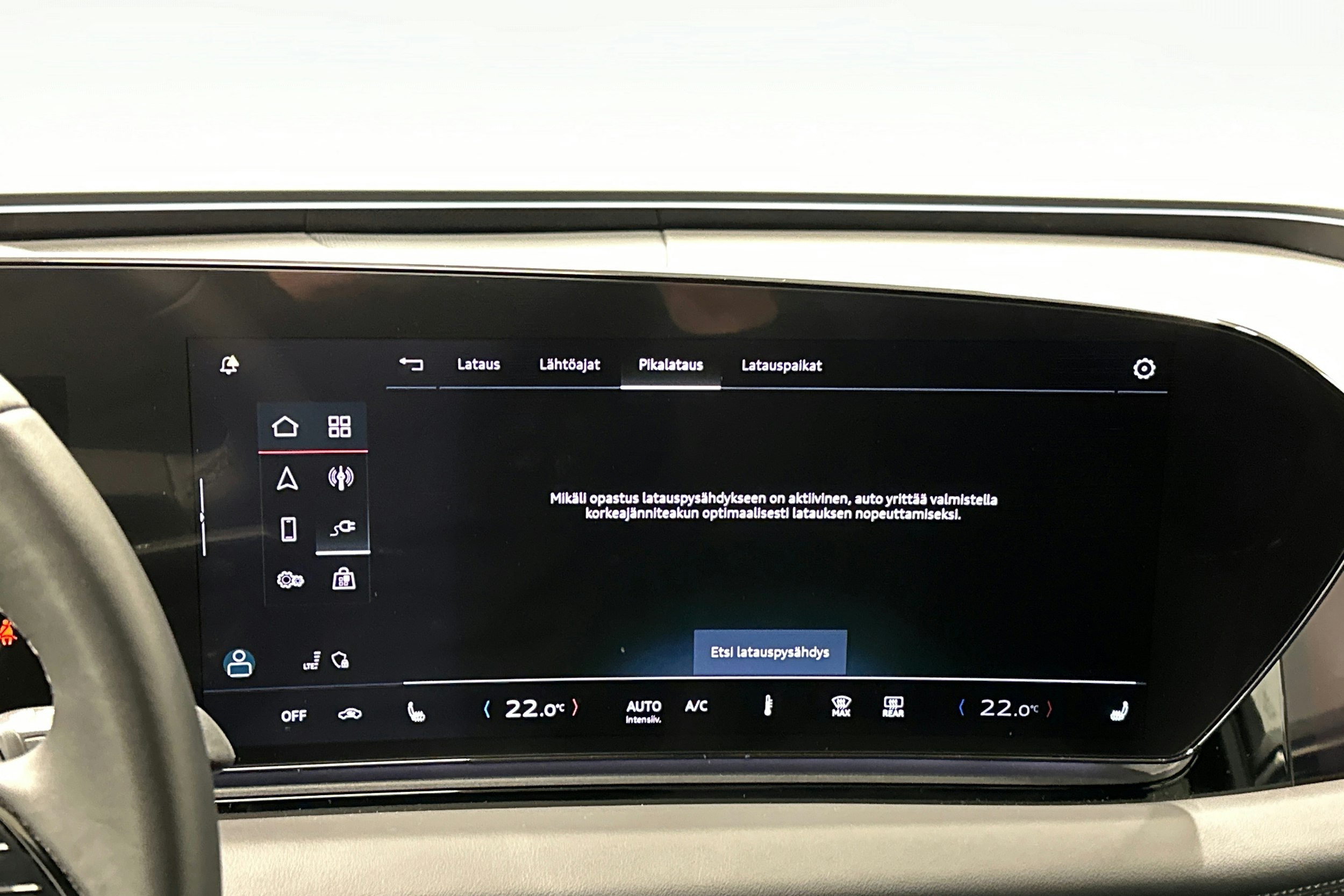 sininen Audi A6 e-tron 2025 kuva 18.