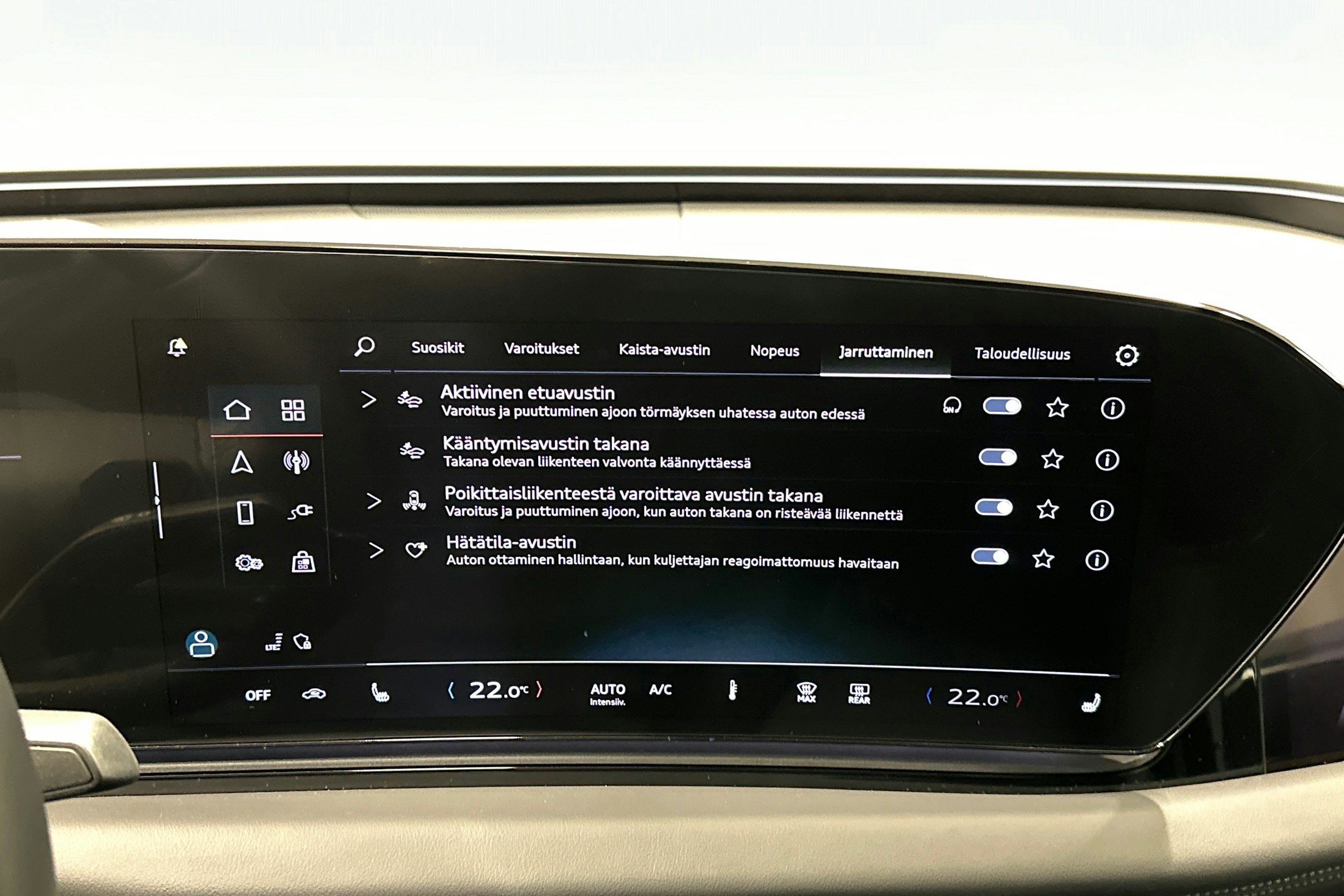sininen Audi A6 e-tron 2025 kuva 23.