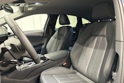 sininen Audi A6 e-tron 2025 kuva 26.