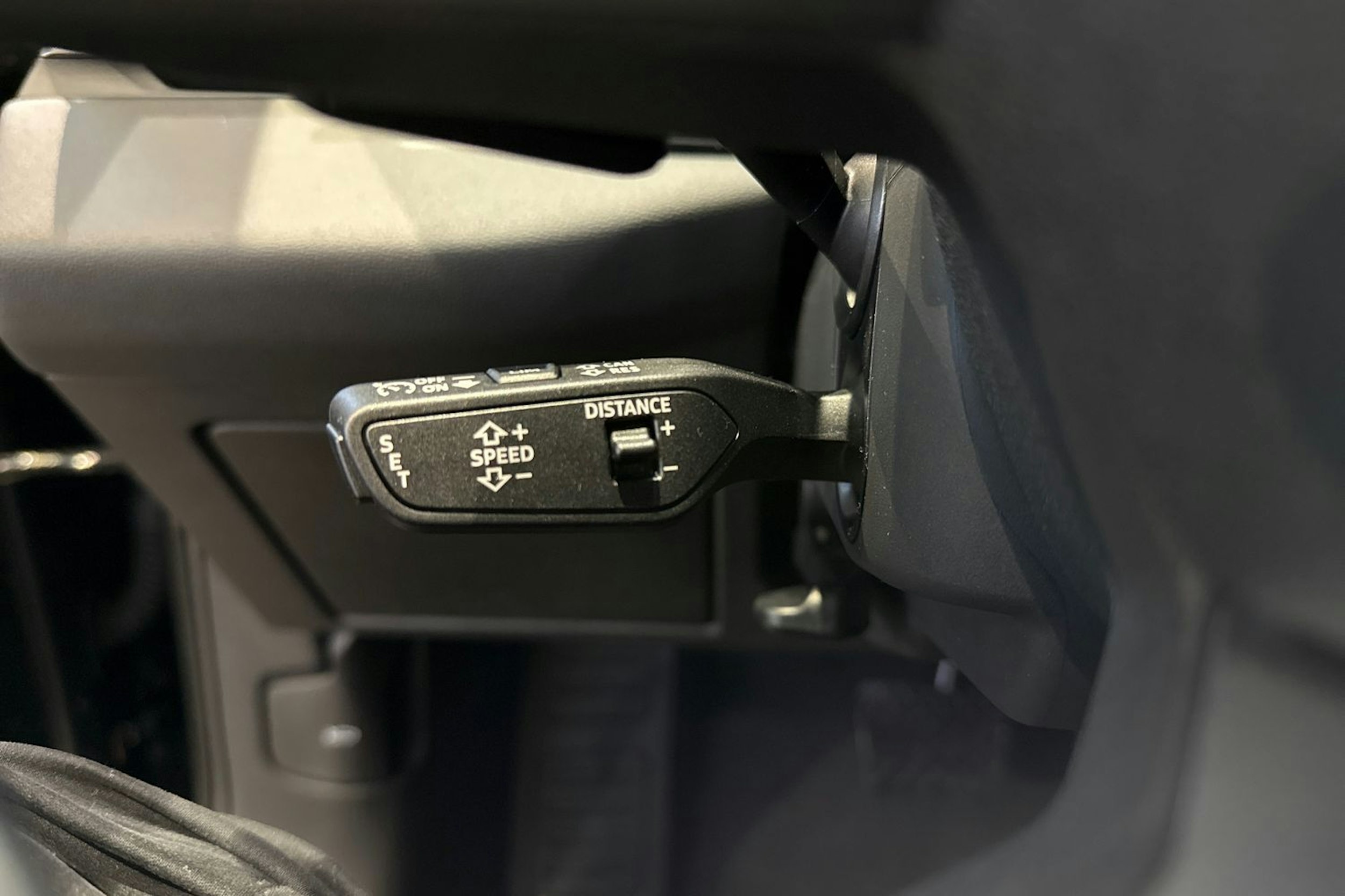 met. musta Audi A6 e-tron 2026 kuva 16.