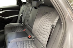 harmaa Audi A6 e-tron 2025 kuva 8.