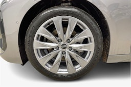 harmaa Audi A6 e-tron 2025 kuva 9.