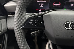 harmaa Audi A6 e-tron 2026 kuva 12.