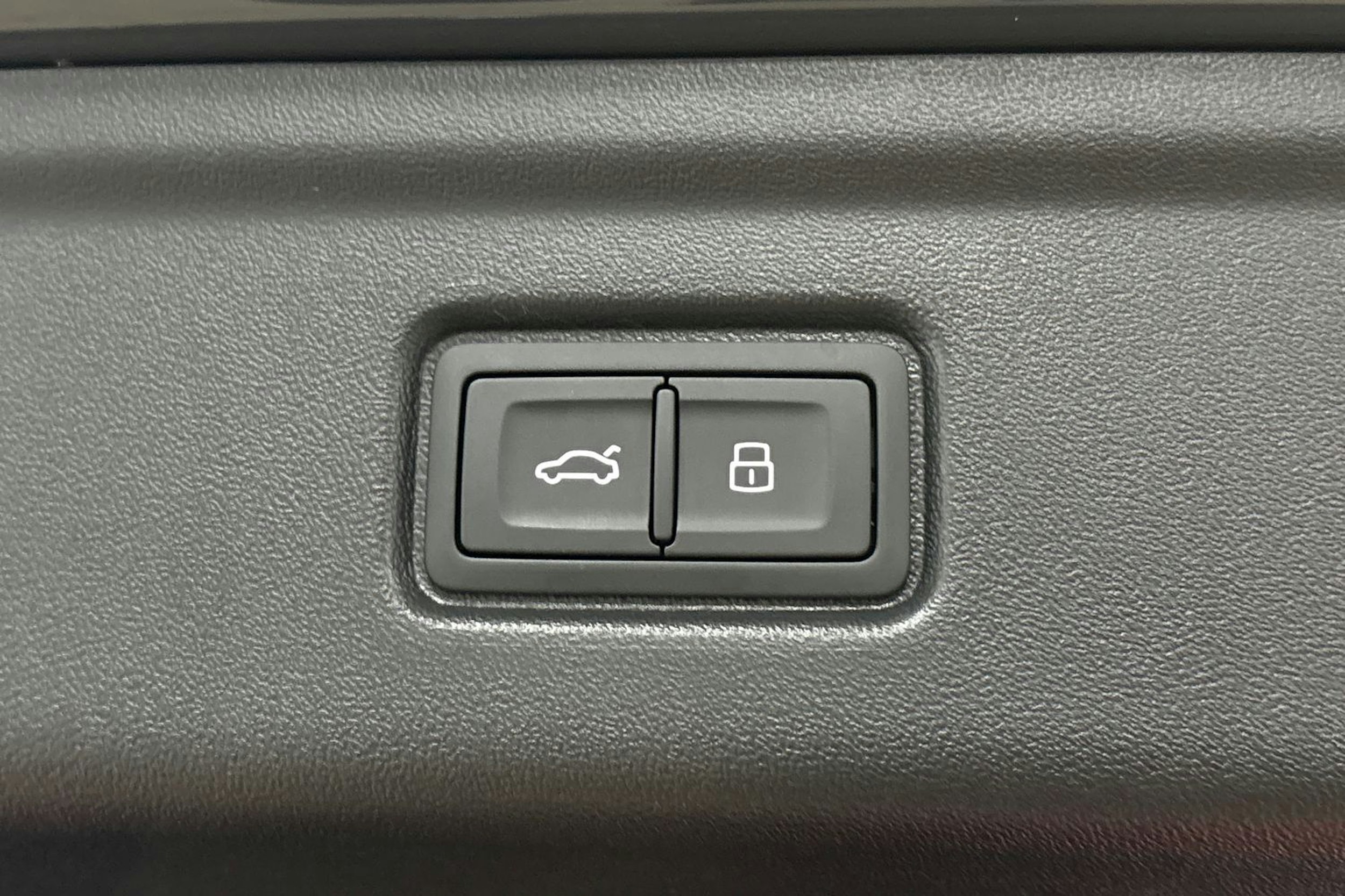 harmaa Audi A6 e-tron 2026 kuva 25.