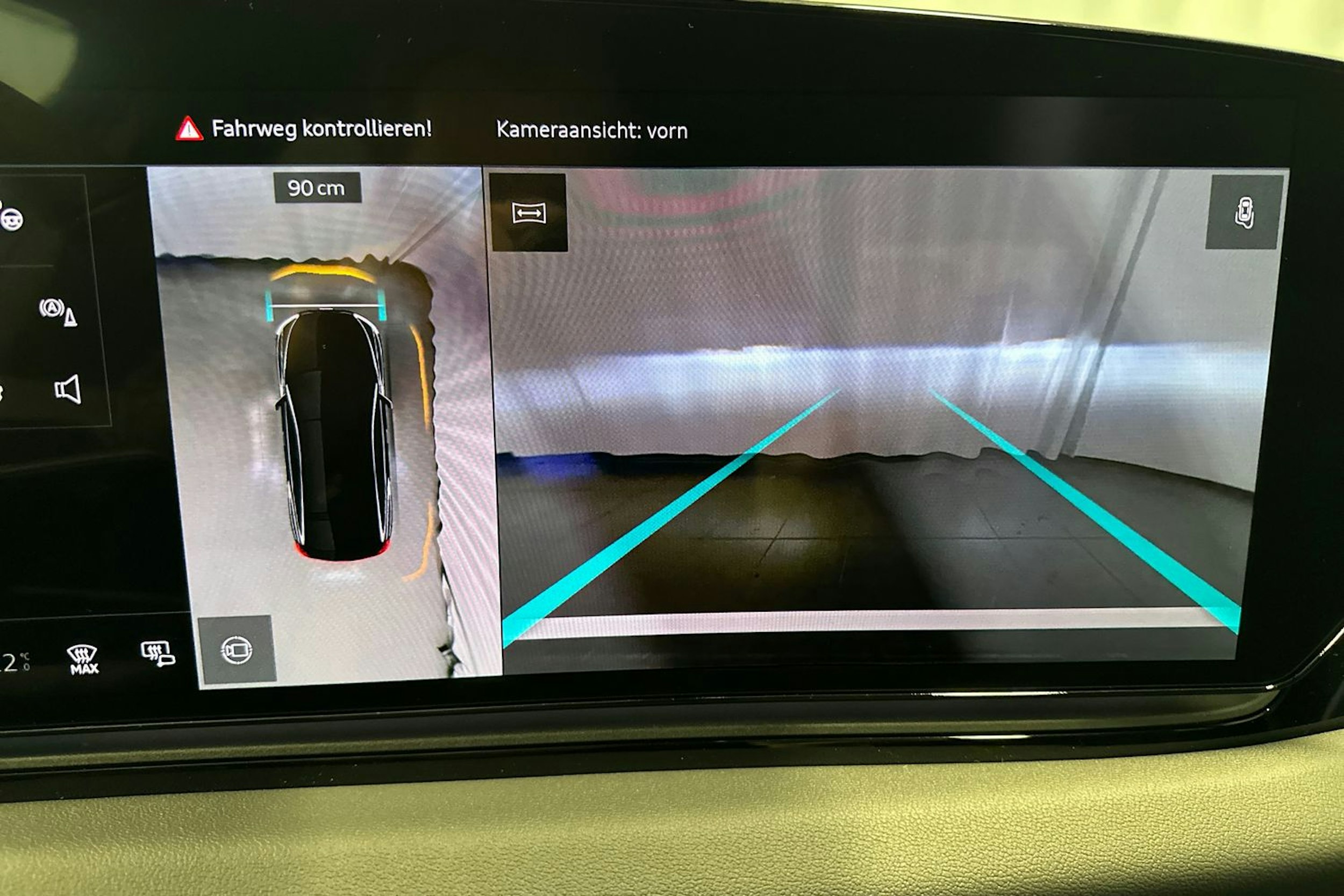 mythos musta Audi A6 e-tron 2026 kuva 15.