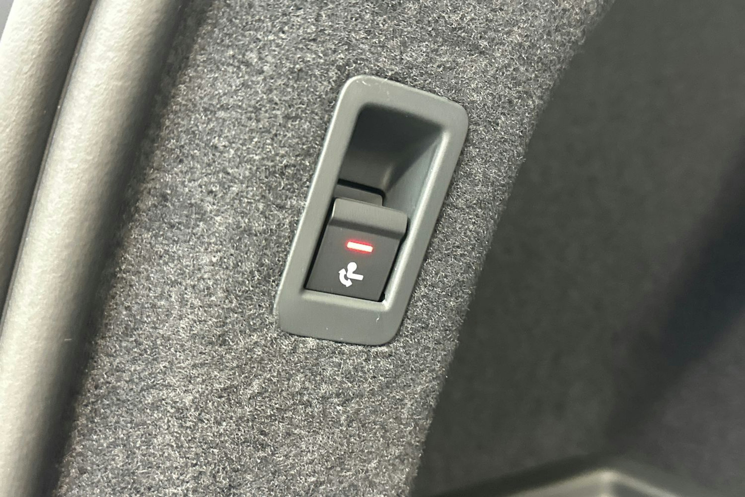 mythos musta Audi A6 e-tron 2026 kuva 20.